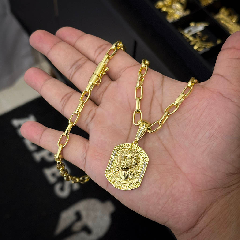 Corrente Meia Cana 6mm e Pingente Deus é Bom Banhado a Ouro 18K