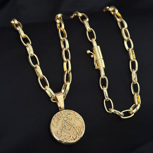 Corrente Meia Cana 6mm e Pingente Maçonaria Banhada a Ouro 18K