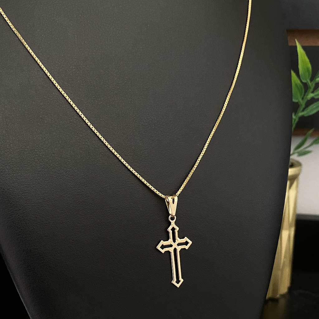 Corrente Veneziana 1mm e Pingente Cruz Vazada Banhado a Ouro 18K