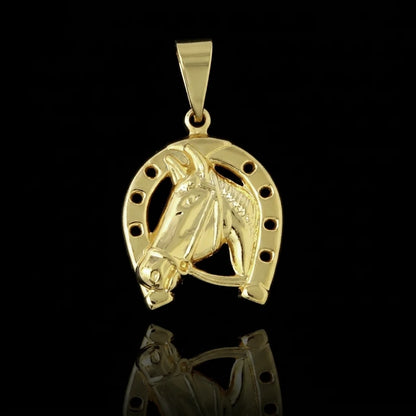 Pingente Cavalo com Ferradura (P) Banhado a Ouro 18K