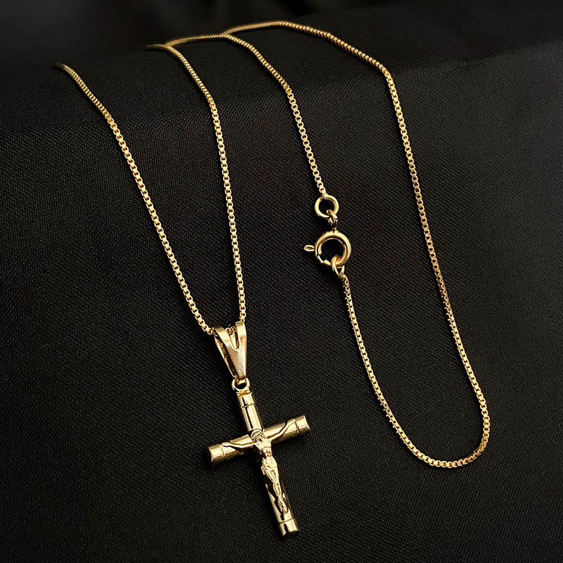 Corrente Veneziana 1mm e Pingente Crucifixo Clássico Banhado a Ouro 18K