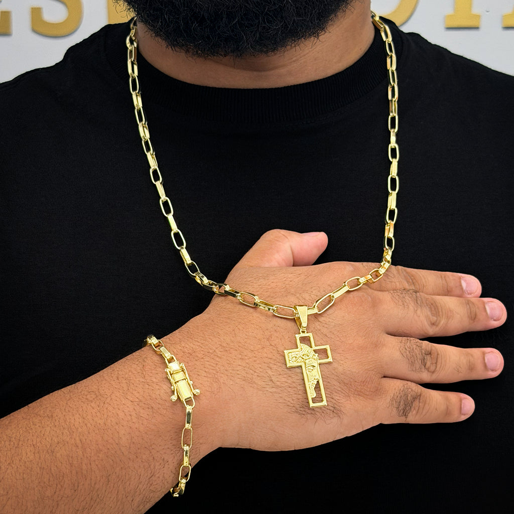 Kit Corrente e Pulseira Elo Alongado 5mm e Pingente Cruz Rosto Banhado a Ouro 18K