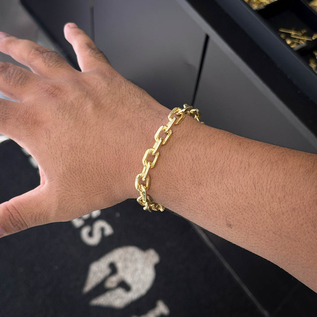 Pulseira Cadeado 10mm Fecho Nossa Senhora Banhado a Ouro 18K
