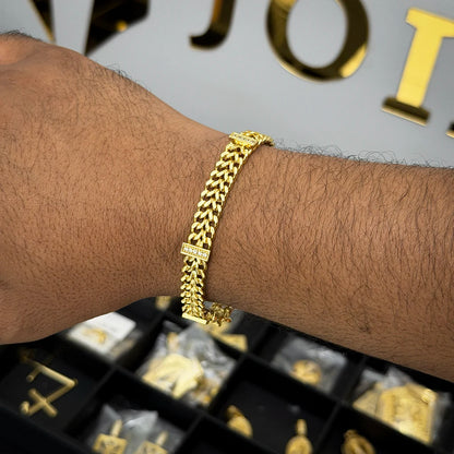 Pulseira Lacraia 8mm Cravejada Banhado a Ouro 18K